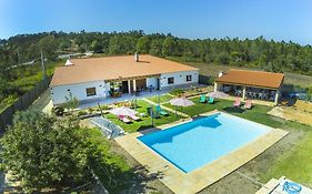 Montes De Praias Guesthouse